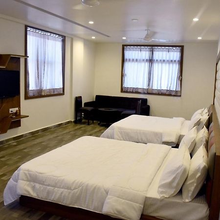 Hotel Marigold Somnath Bagian luar foto